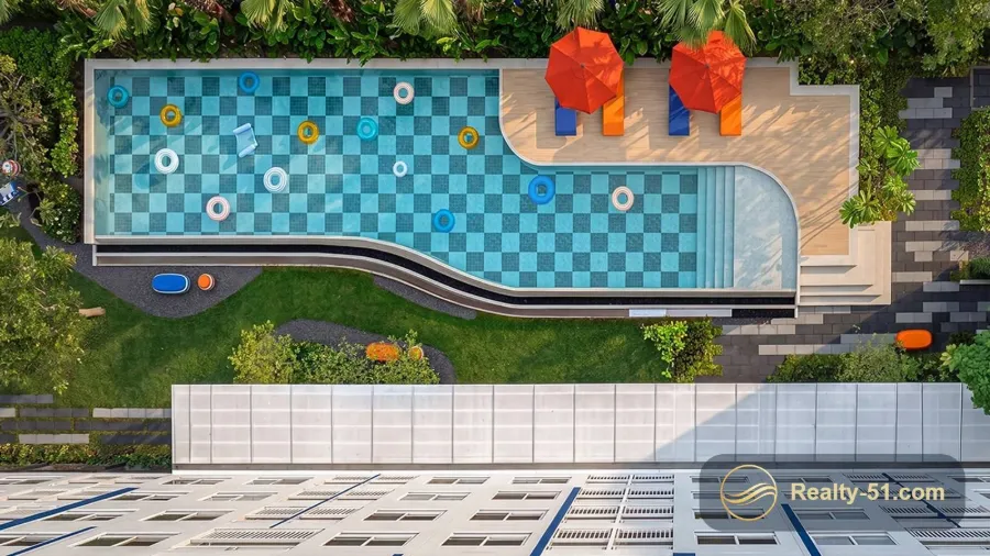 Hub Hua Hin — 6