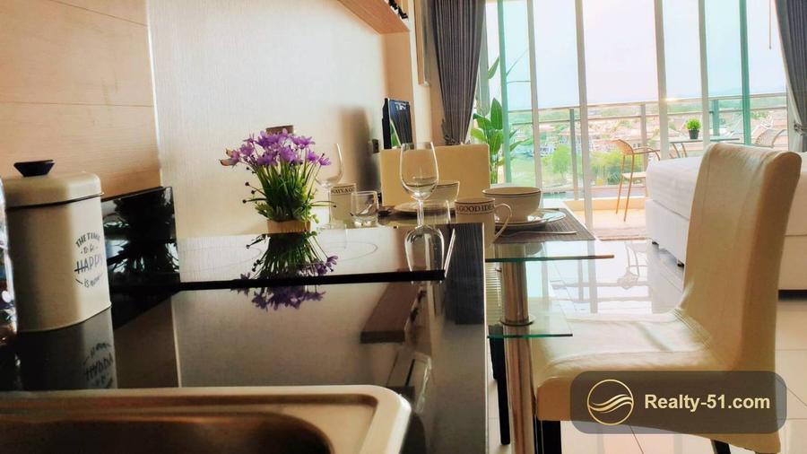 สตูดิโอใน Whale Marina Condominium — 4