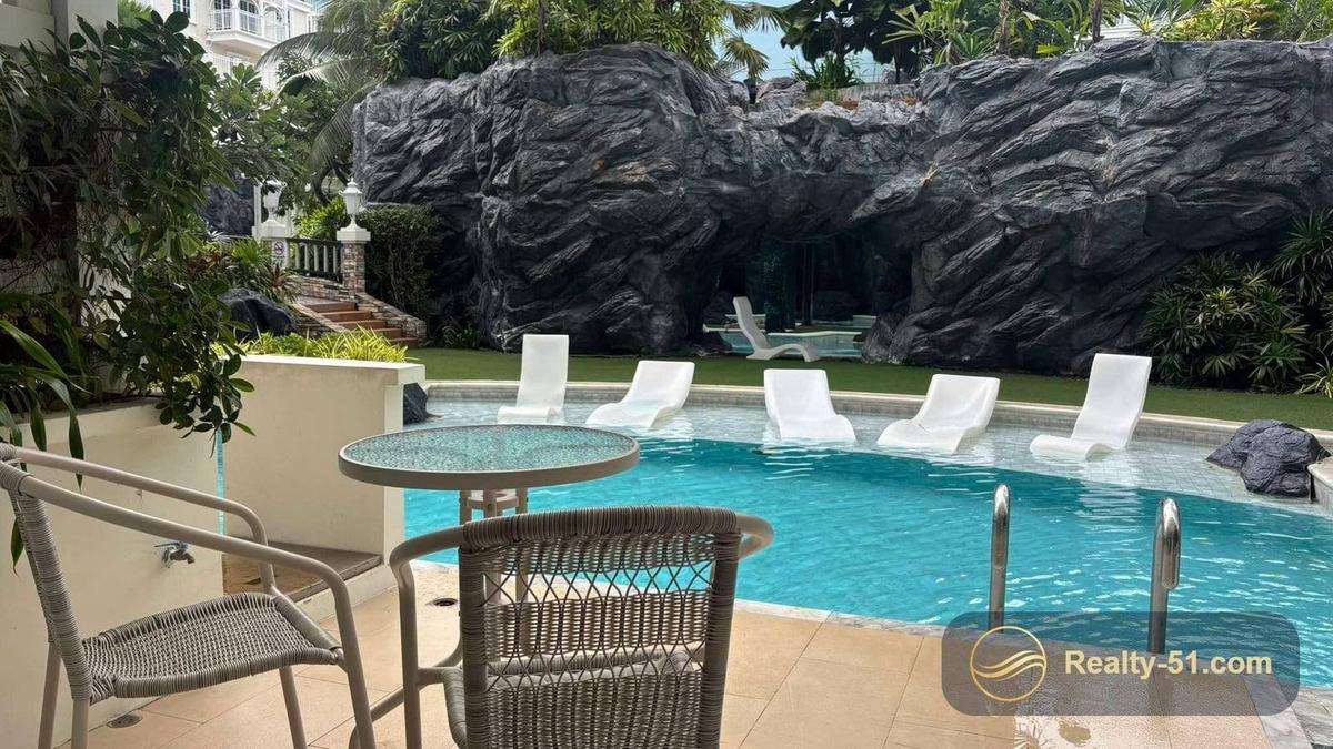 1 спальня 60 м² с выходом в бассейн — Grand Florida