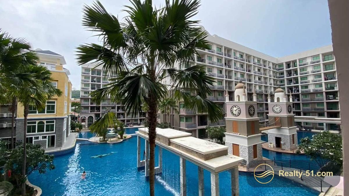 ห้อง 1 ห้องนอนวิวสระว่ายน้ำ 26 ตร.ม. ใน Arcadia Beach Continental