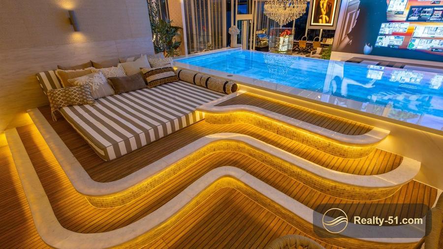 ห้องสองชั้น 2 ห้องนอน 98 ตร.ม. พร้อมสระสปาส่วนตัว ใน The Riviera Malibu — 4