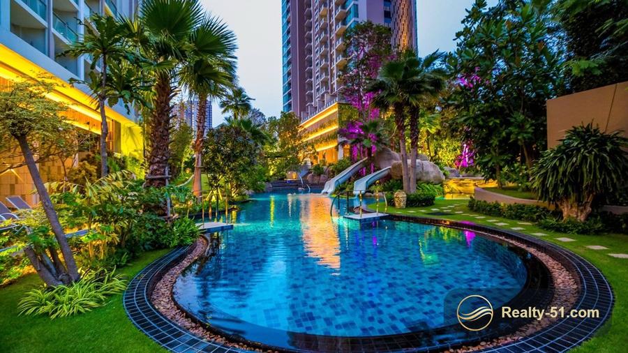 The Riviera Wongamat Beach — 13