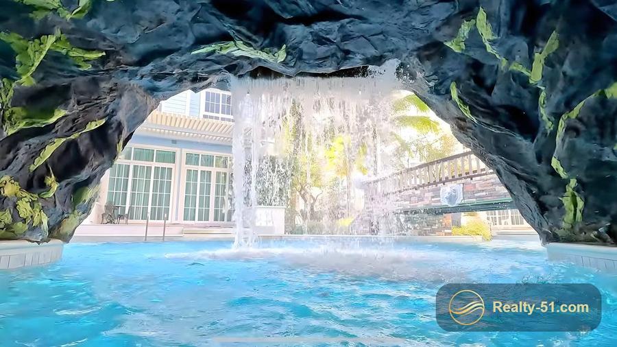 Grand Florida Beachfront Condo Resort — 13