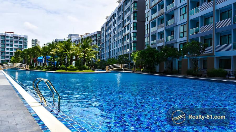 Dusit Grand Park — 10