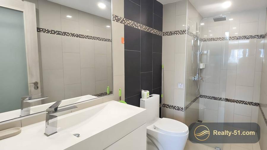 Wohnung mit Meerblick im Water Park Condominium — 11
